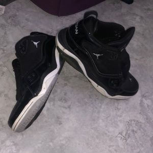 Jordan’s no laces included